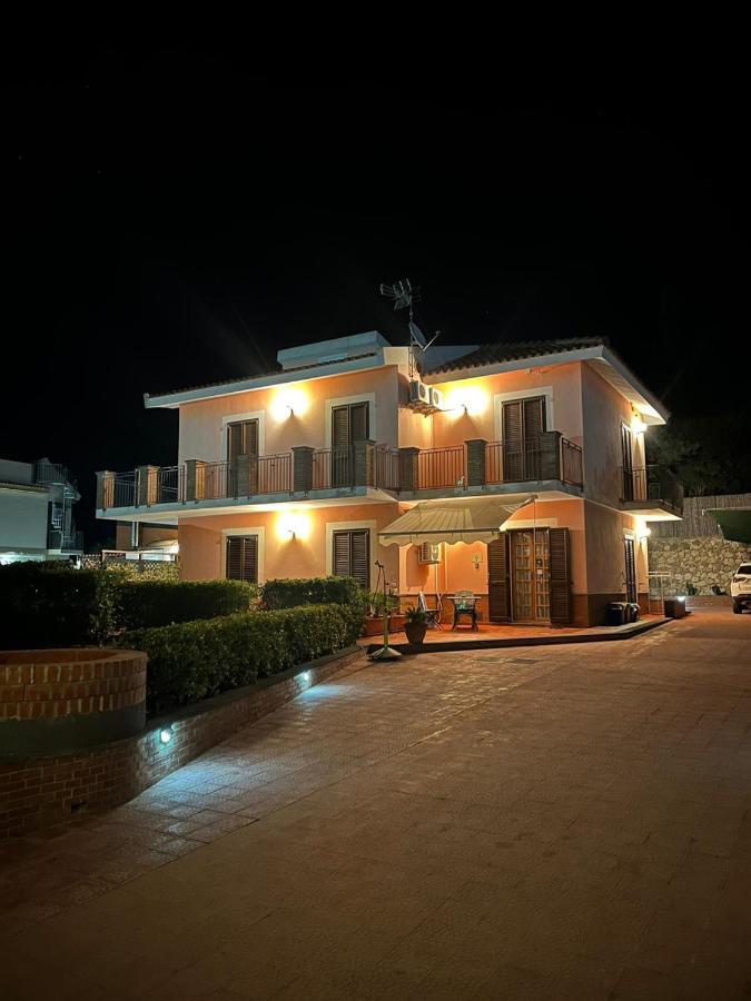 Donnapeppina Siracusa Племирио Екстериор снимка