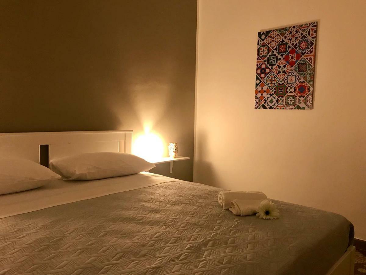 Donnapeppina Siracusa Племирио Екстериор снимка